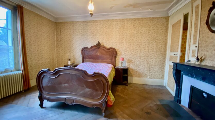 Maison de caractère à rénover À VENDRE, Limours, chambre 2, par inside immobilier Orsay