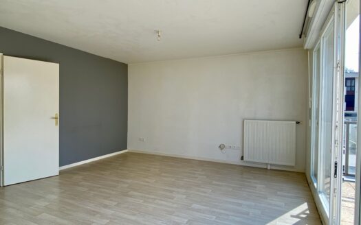 Appartement 2 pièces dernier étage / 2