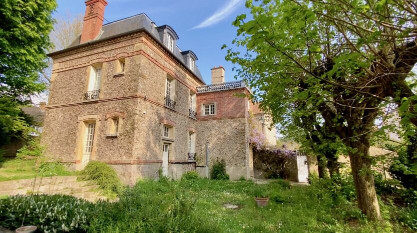 chateau Maison meulière A VENDRE par INSIDE à ORSAY
