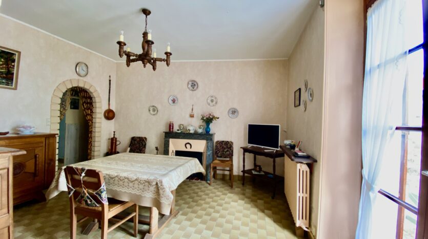 maison et grange à vendre à Briis-sous-Forges, salle à manger, par Inside immobilier à Orsay