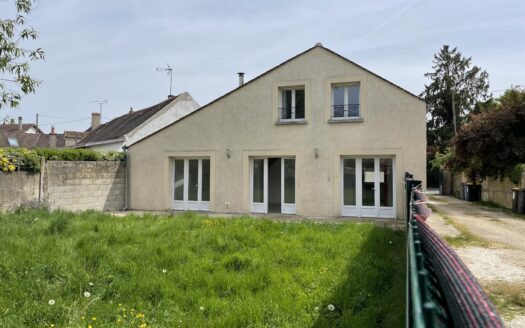 A louer Limours maison 6 pièces 4 chambres