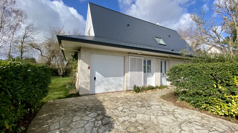 Vente maison gif-sur-yvette Chevry côté garage par Inside immobilier