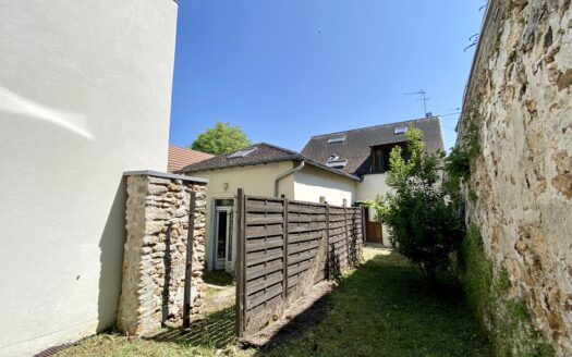 Vente Montgeron centre ville propriété de deux immeubles, 8 appartements