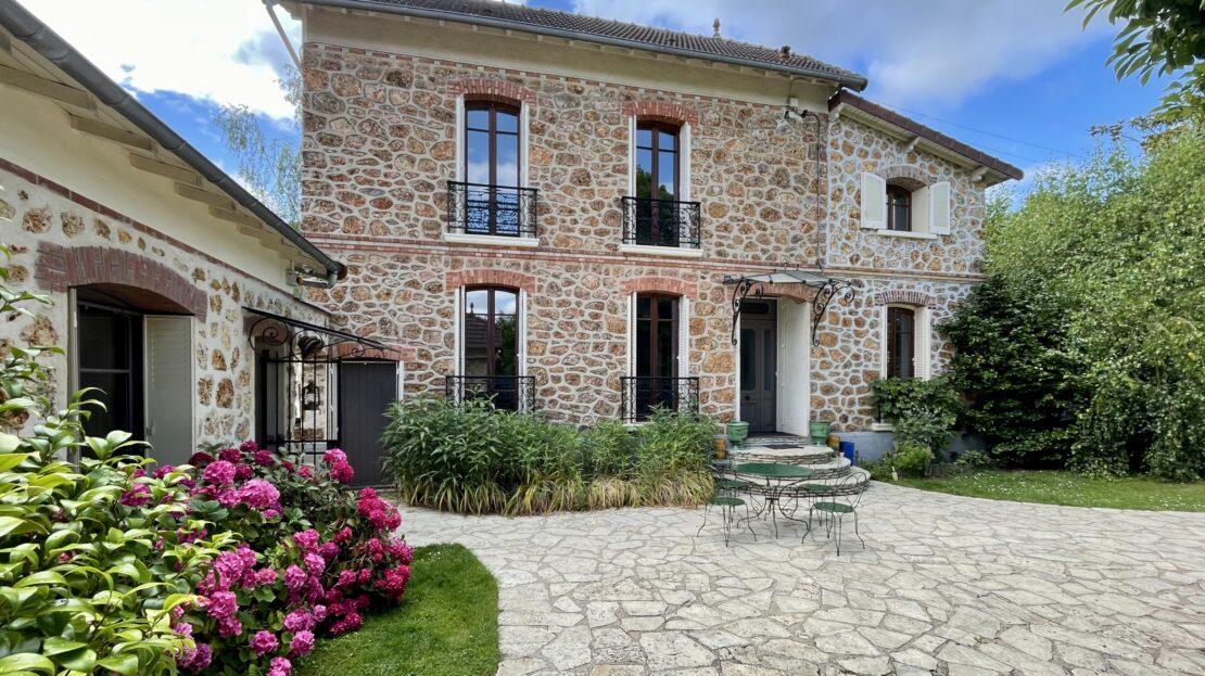 maison meulière à Bures-sur-Yvette terrasse par INSIDE